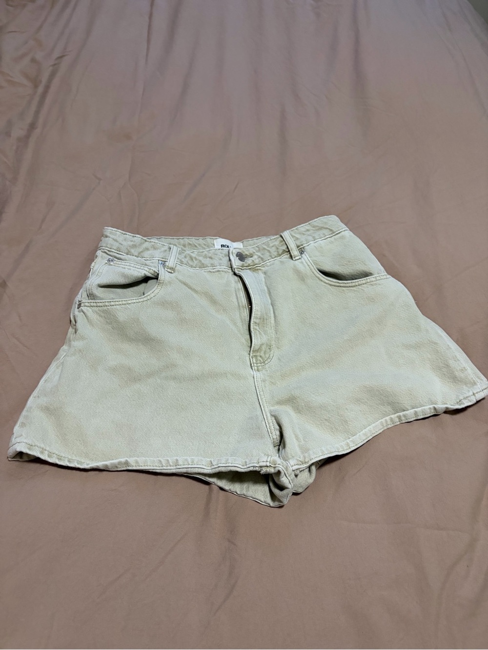 ROLLA'S Light Olive High-Rise Jean Shorts